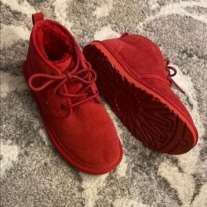Brand new without tag UGG NEUMEL red velvet shoe size 8